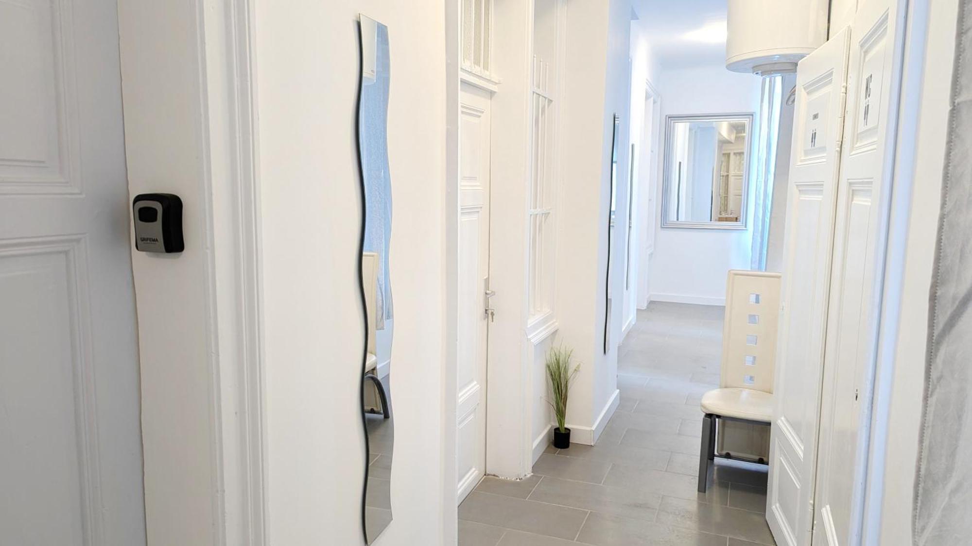 Cozy Rooms In Lugner City Area Vienna Exterior photo